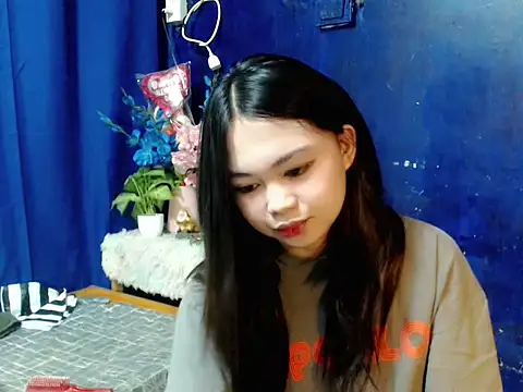 lustfullakim online show from January 12, 2:46 pm