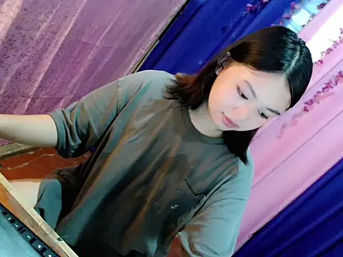 Snapshot of lustfullakim chatting on November 28, 5:29 am lustfullakim online show from November 28, 5:29 am