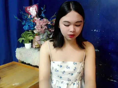 lustfullakim online show from January 7, 12:10 pm