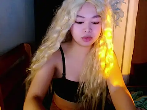 Snapshot of lustfullakim chatting on November 13, 9:30 pm lustfullakim online show from November 13, 9:30 pm