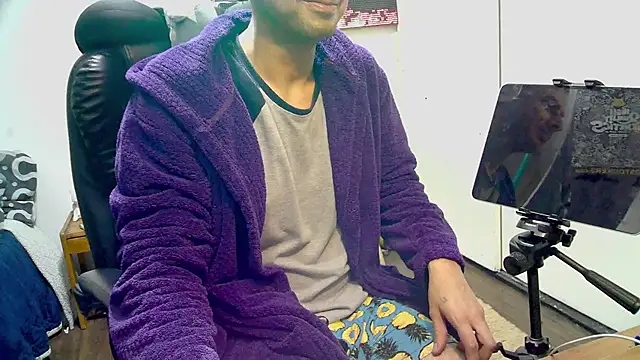 YoungStallionXL online show from February 23, 9:54 am