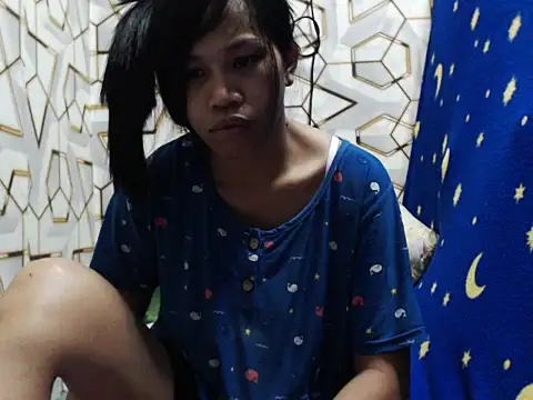 WILDSEXYPINAY online show from April 25, 11:02 am
