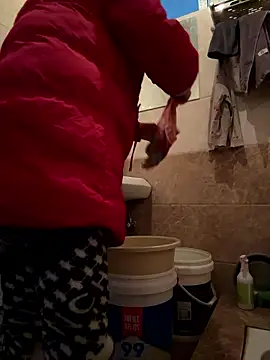 Snapshot of daaqnn chatting on January 12, 11:31 pm daaqnn online show from January 12, 11:31 pm