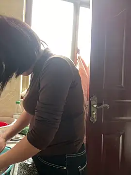 daaqnn online show from November 9, 1:53 am