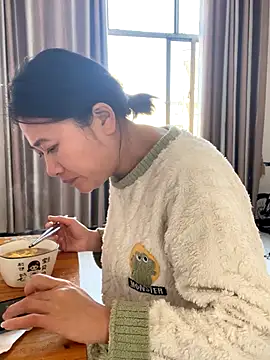 daaqnn online show from November 21, 1:04 am