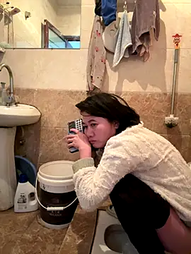 daaqnn online show from December 18, 11:41 pm