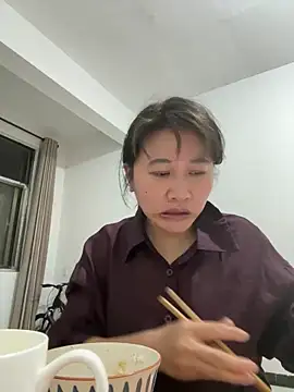 daaqnn online show from April 8, 12:28 pm