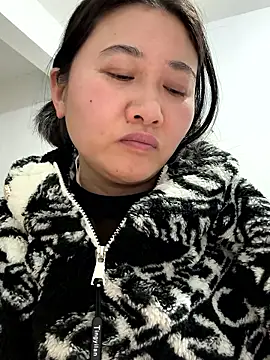 Snapshot of daaqnn chatting on January 13, 11:36 am daaqnn online show from January 13, 11:36 am