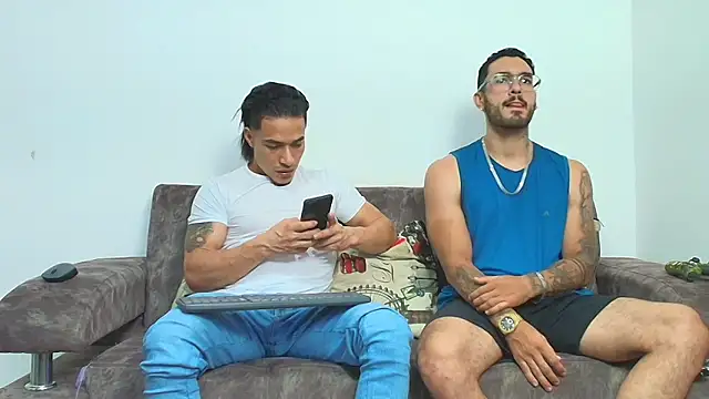 thebadboys05 online show from March 25, 2:23 am