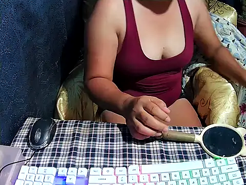 yumi-meya online show from November 11, 9:37 am