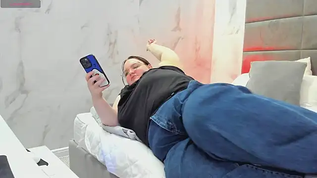 bbwsexis online show from November 14, 5:27 pm