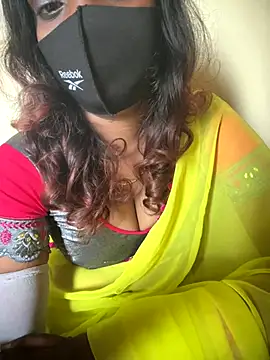 Queen-dhivya online show from November 21, 6:45 am