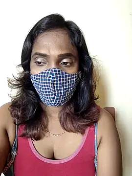 Queen-dhivya online show from December 23, 7:40 am