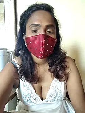 Queen-dhivya online show from March 2, 7:59 am