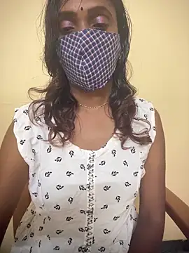 Queen-dhivya online show from November 3, 1:04 pm