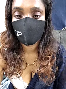 Queen-dhivya online show from December 18, 12:27 am