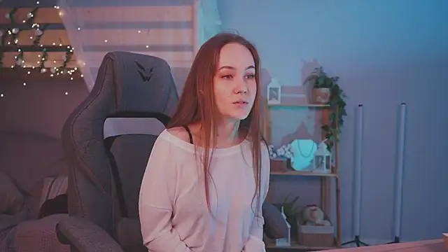 ElinVale online show from January 17, 11:25 am