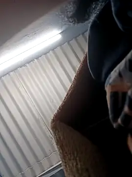 bearslove143 online show from November 10, 5:56 am