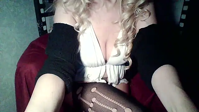 salentinasexy online show from March 30, 9:05 pm