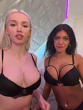 Lana-Grey online show from February 19, 9:01 pm