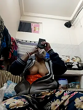 Hot-Sana2 online show from November 23, 6:40 pm