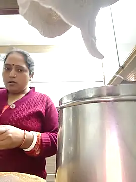 Hot-Sana2 online show from February 18, 5:16 am