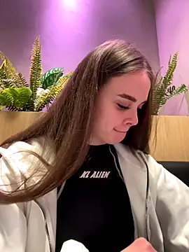 KristiRich online show from November 4, 7:56 am