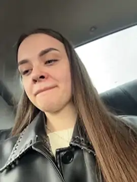 KristiRich online show from April 15, 1:15 pm