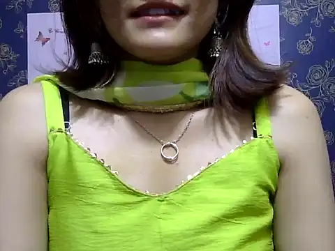 maira 33 online show from February 22, 9:44 am