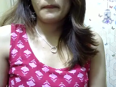 Snapshot of maira_33 chatting on January 31, 7:34 pm maira 33 online show from January 31, 7:34 pm