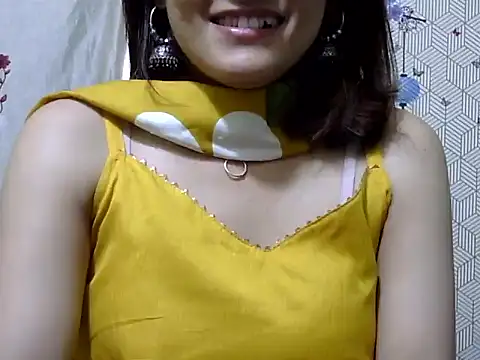 maira 33 online show from February 8, 8:01 am