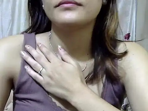 maira 33 online show from November 19, 8:47 am