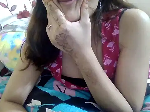 Snapshot of maira_33 chatting on November 12, 2:59 am maira 33 online show from November 12, 2:59 am