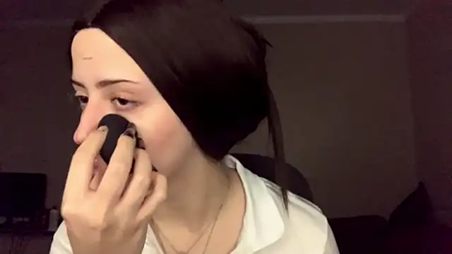 Snapshot of RuthGarner chatting on October 31, 2:35 pm RuthGarner online show from October 31, 2:35 pm