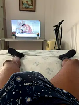 Snapshot of youblack77 chatting on October 31, 1:08 pm youblack77 online show from October 31, 1:08 pm