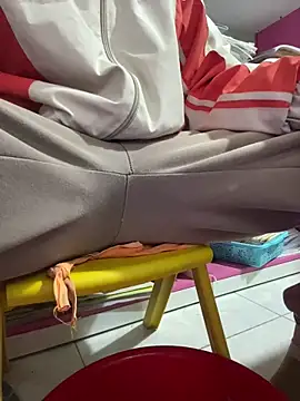 LunoChucki online show from February 5, 1:23 am