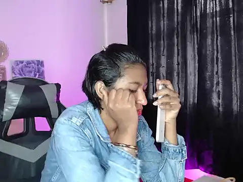 Samanta 777 online show from February 3, 7:52 pm