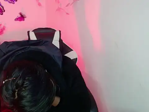 Snapshot of Samanta_777 chatting on November 18, 10:18 am Samanta 777 online show from November 18, 10:18 am