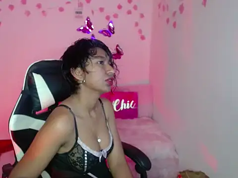 Snapshot of Samanta_777 chatting on November 1, 3:46 am Samanta 777 online show from November 1, 3:46 am