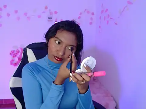 Snapshot of Samanta_777 chatting on December 5, 7:34 pm Samanta 777 online show from December 5, 7:34 pm