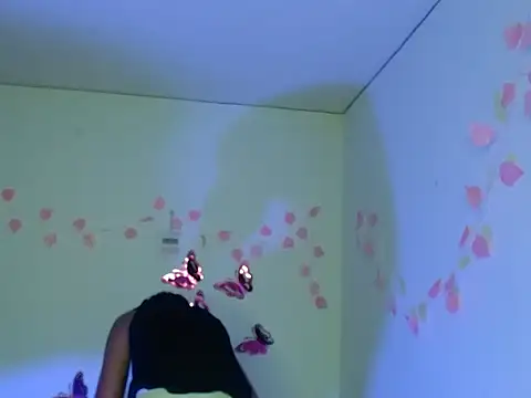 Snapshot of Samanta_777 chatting on November 14, 6:06 am Samanta 777 online show from November 14, 6:06 am