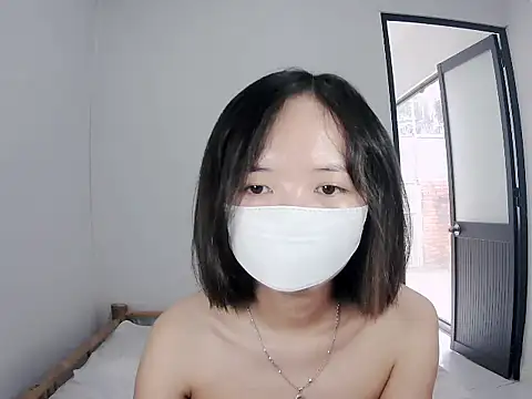 Snapshot of 10tb chatting on December 17, 8:52 am 10tb online show from December 17, 8:52 am