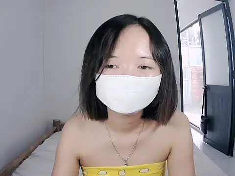 Snapshot of 10tb chatting on December 5, 8:46 am 10tb online show from December 5, 8:46 am