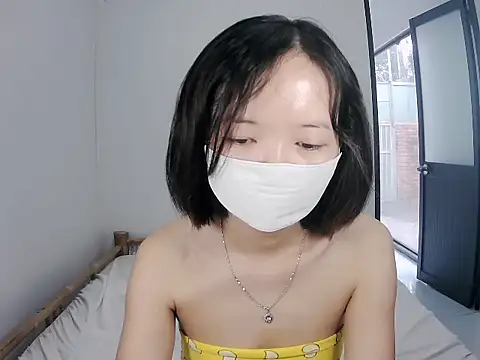 Snapshot of 10tb chatting on November 30, 8:59 am 10tb online show from November 30, 8:59 am