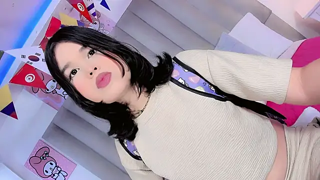 Snapshot of ClaudiaSophia chatting on June 20, 11:37 am ClaudiaSophia online show from June 20, 11:37 am