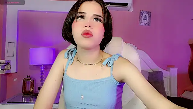 ClaudiaSophia online show from November 14, 11:25 am