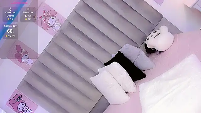 Snapshot of ClaudiaSophia chatting on May 25, 12:15 pm ClaudiaSophia online show from May 25, 12:15 pm
