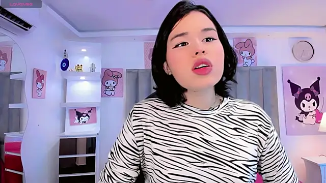 ClaudiaSophia online show from February 6, 11:28 am