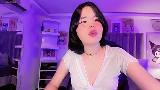 ClaudiaSophia online show from February 1, 11:41 am