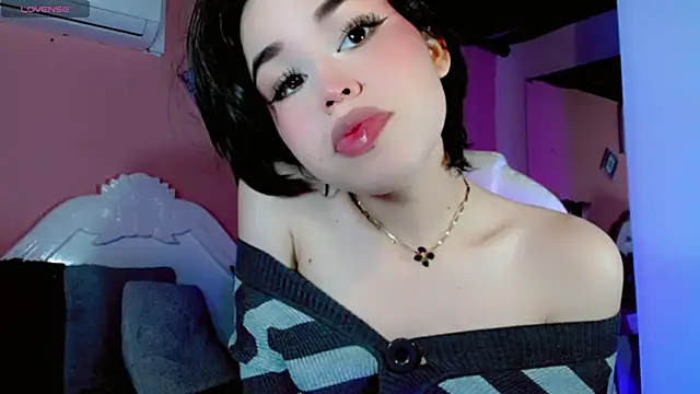 ClaudiaSophia online show from November 10, 11:37 am